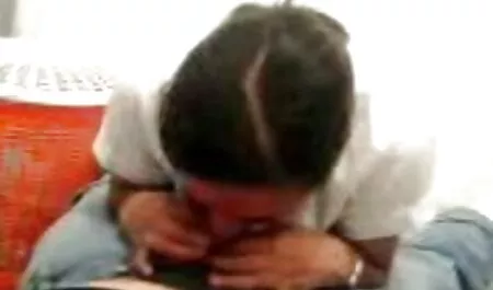 مجموعة الكبار لمساعدة رجل افلام سكس مترجم ولد وامه مع الاستمناء
