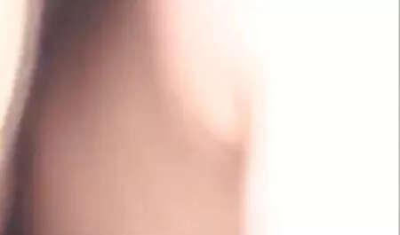 فتاتين إغاظة رجل افلام سكس جنوس مع القضيب.