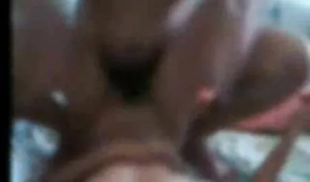 بعض الطلاب متحمسون تحميل افلام جنس للعب على جسر خشبي