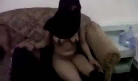 في الحمار فيلم جنس محارم من فتاة رومانسية