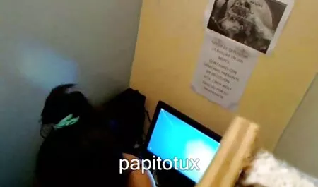 قفل الطالب في غرفة وترتيب افلام جنس سكس أحد الهواة.