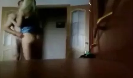 شقراء افلام جنس طحن مرتين