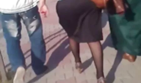 الجنس مع الفتيات لرجل أن افلام جنس محارم يكون غنيا