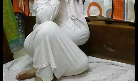 انها تبدو افلام جنس م جميلة جدا ومريحة في المقصورة.