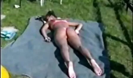 رجل قنوات افلام جنس في حالة سكر في الحمار