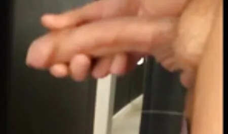 قتل آسيوي. فلم جنس برازيلي
