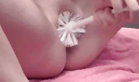 الرجل الذي رأى افلام رومانسية سكس الخادمة قرنية.