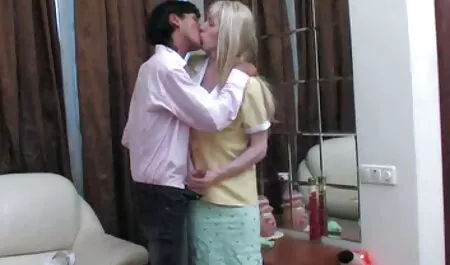 شقراء سكس جنس افلام الجار جاء لزيارة