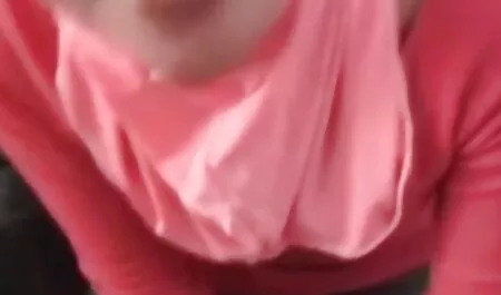فتاة افلام الجنس من الخلف مع كبير الثدي