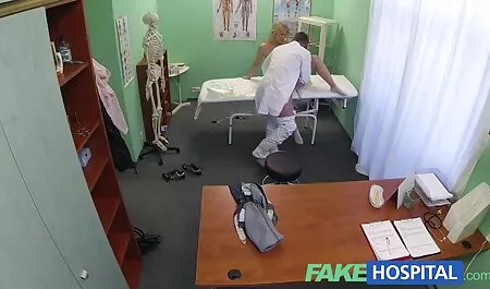 محظوظ افلام جنس سودانية الأسود مع سلوك اثنين من الصديقات